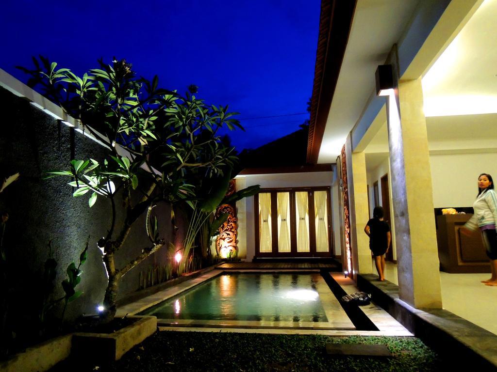 Jayastuti House Villa Ubud Værelse billede
